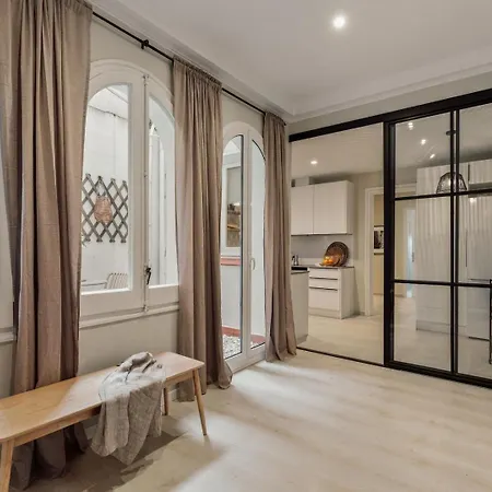 Cember - 3 Bedrooms And Patio In Sant Gervasi 公寓 巴塞罗那